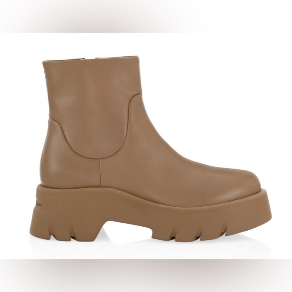Gianvito Rossi Montey Glove Leather Lug-sole ankle boots Camel SZ 41.5EU/11.5US